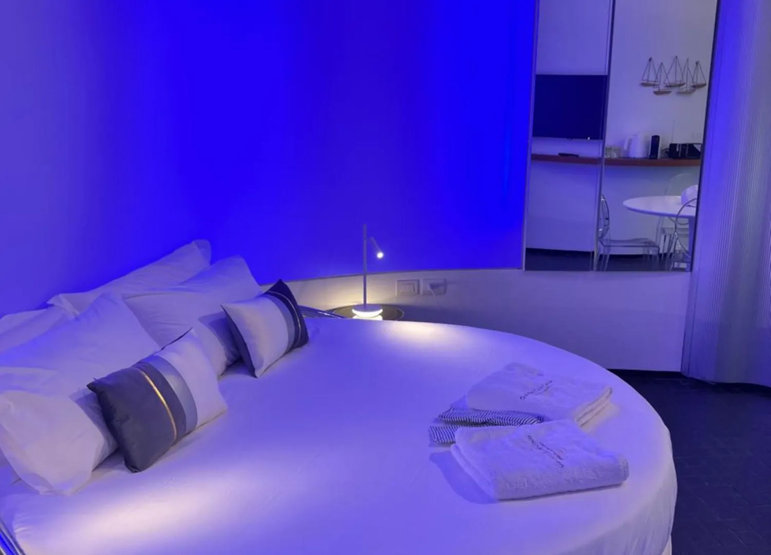 Apartment Garden Suite Castle Desenzano del Garda Italy