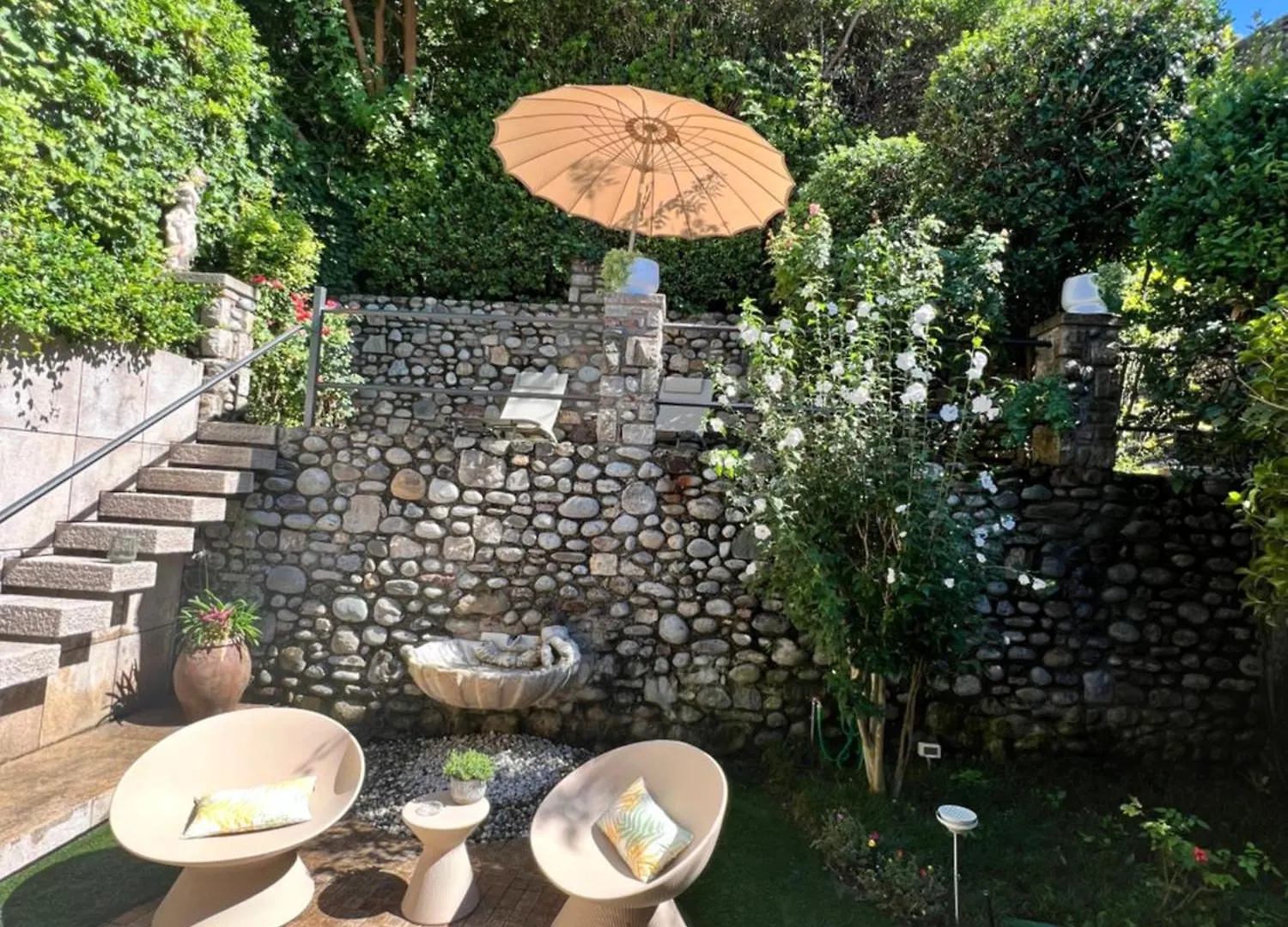 Garden Suite Castle Desenzano del Garda 0*,